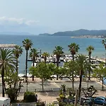 T2 Coquet Plein Centre Vue Mer Exceptionnelle. Apartman
