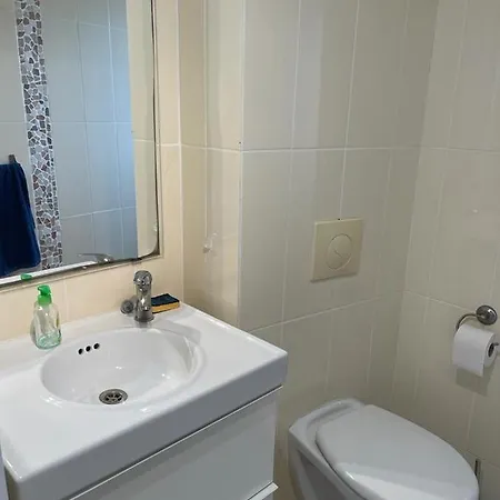 Appartamento T2 Coquet Plein Centre Vue Mer Exceptionnelle. Le Lavandou